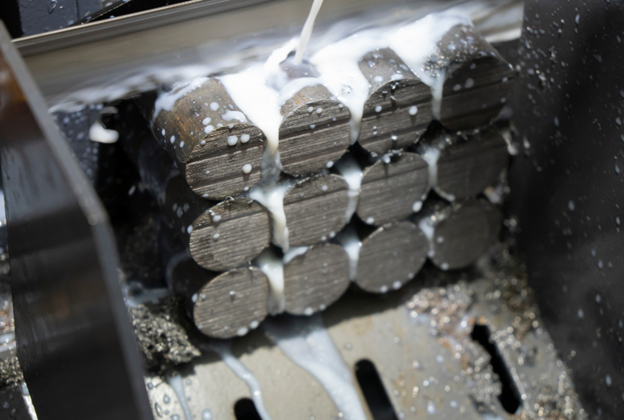 การตัดงาน Bundle ด้วยเครื่องเลื่อยสายพาน